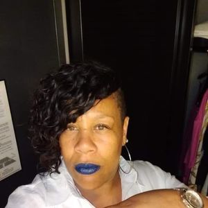 Meet your Posher, Mechelle